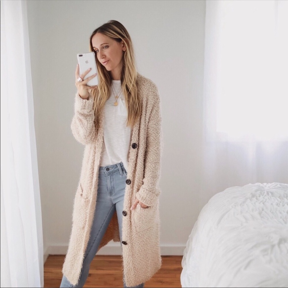 SoldOut11thStreet - Picture 3 of 8